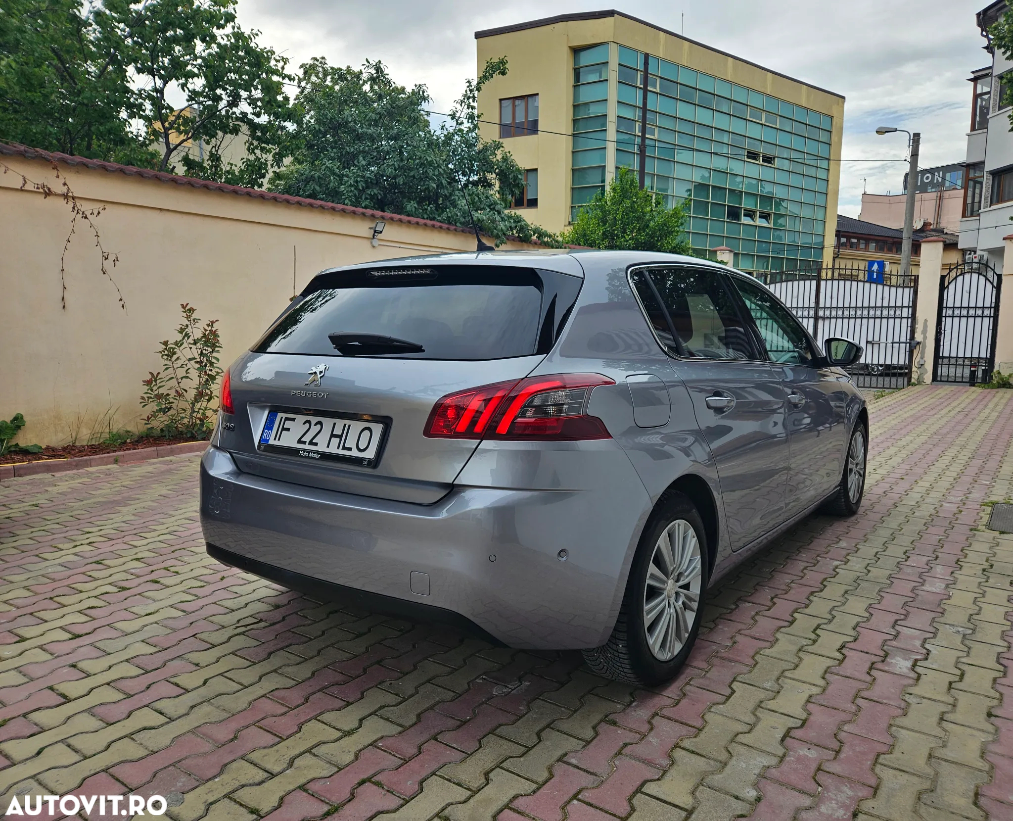 Peugeot 308 1.2 L PureTech Turbo S&S Allure Pack - 4