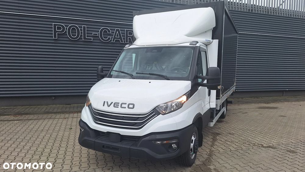 Iveco Daily 35C16 3.0 plandeka z windą