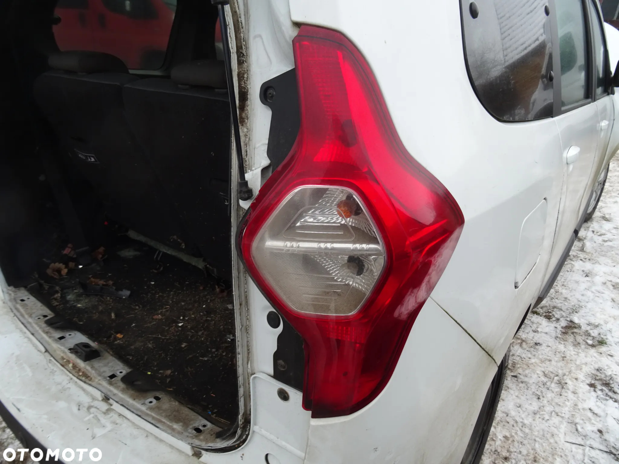 DACIA DOKKER LODGY KANAPA TYLNA 3 OSOB  CZESCI ROZNE WARTO PYTAC - 24