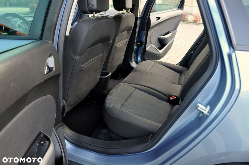 Opel Astra - 20