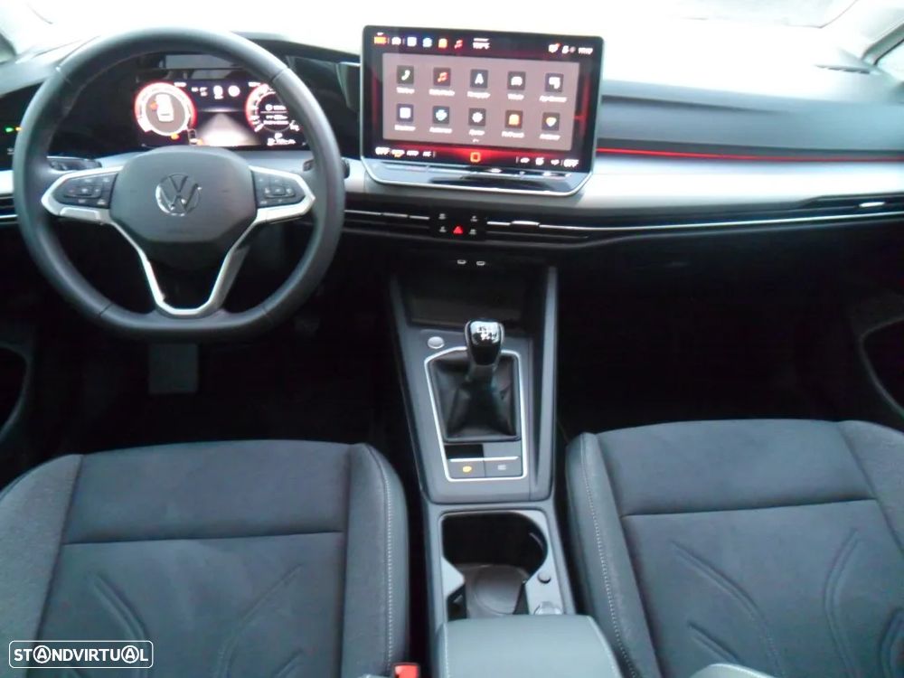 VW Golf Variant 1.5 TSI Urban - 8