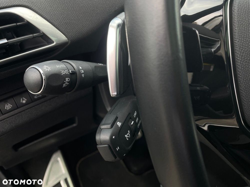 Peugeot 3008 1.2 PureTech GT Pack S&S EAT8 - 25