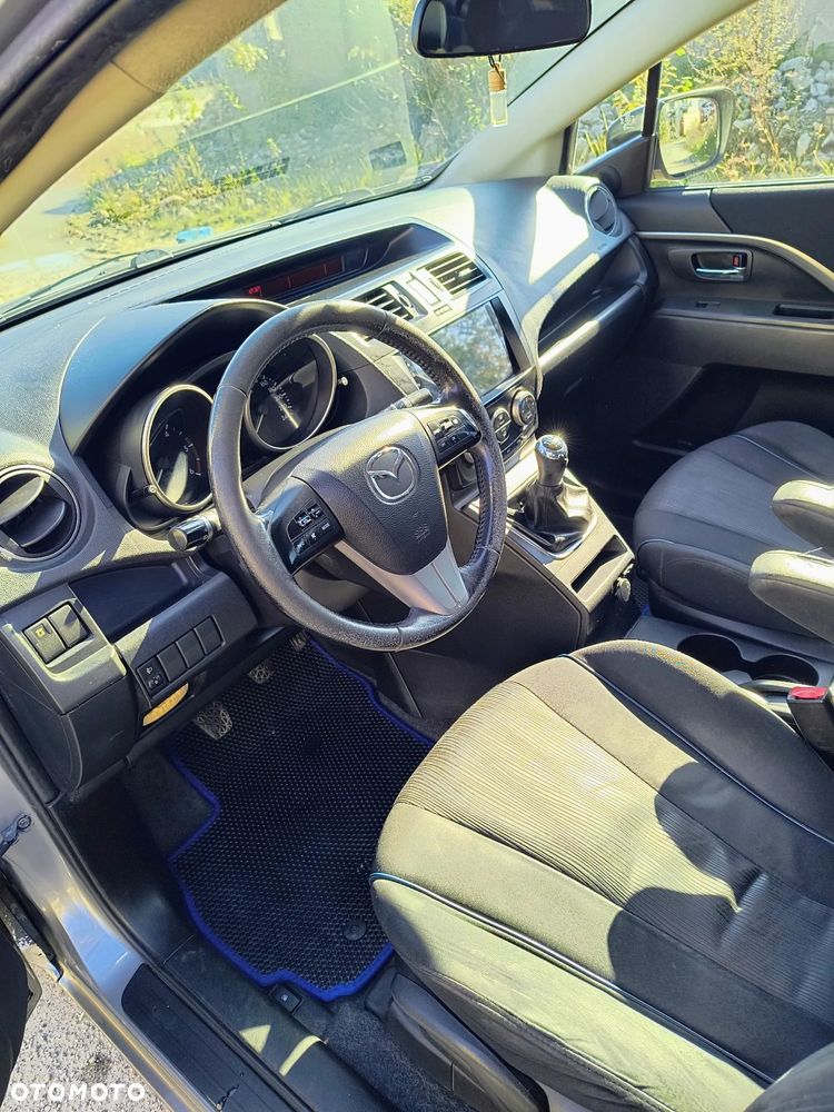 Mazda 5 - 4
