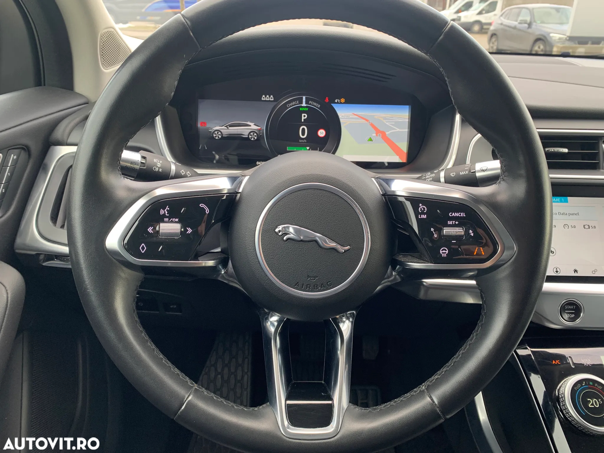 Jaguar I-Pace SE - 13