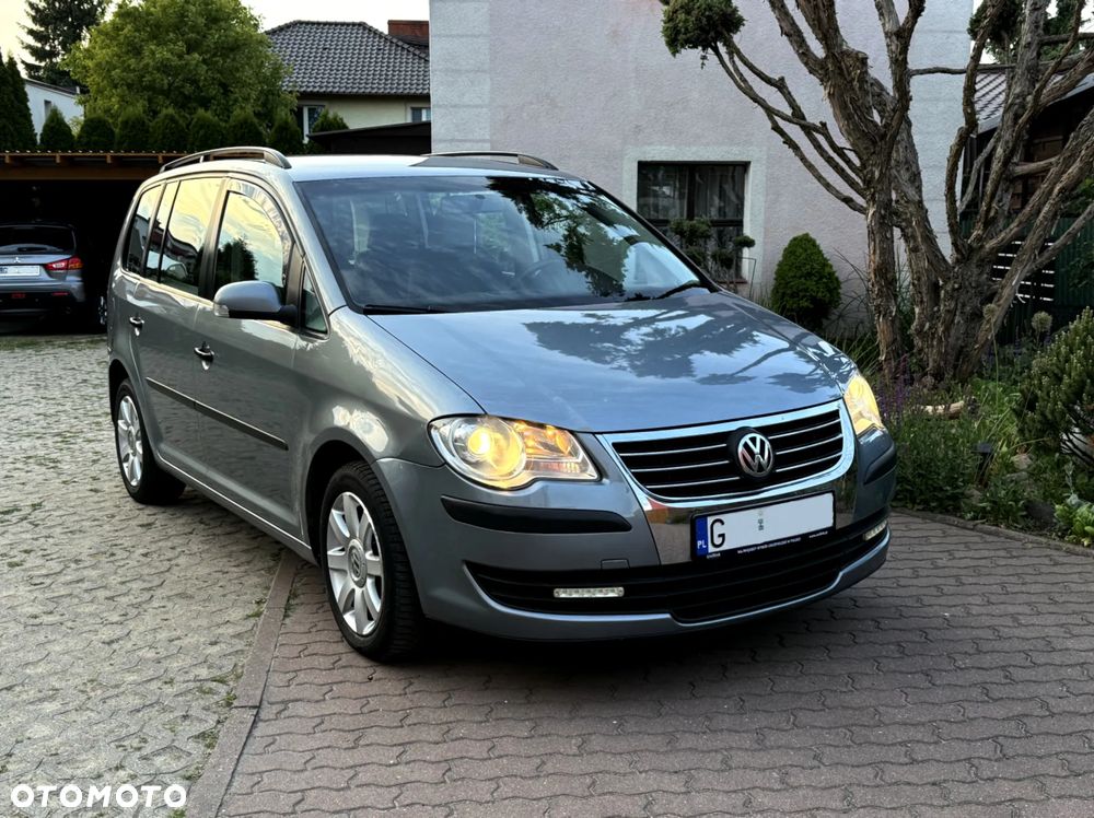 Volkswagen Touran 1.9 TDI Conceptline - 40