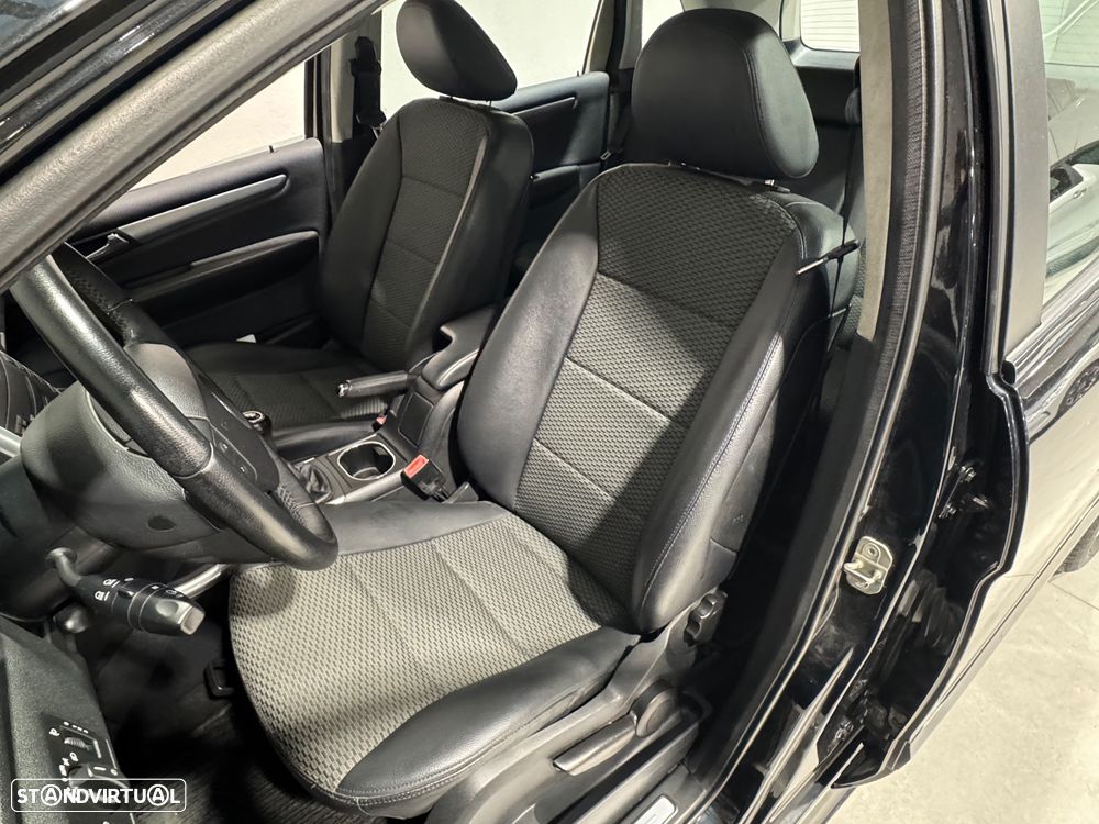 Mercedes-Benz B 180 CDI - 8