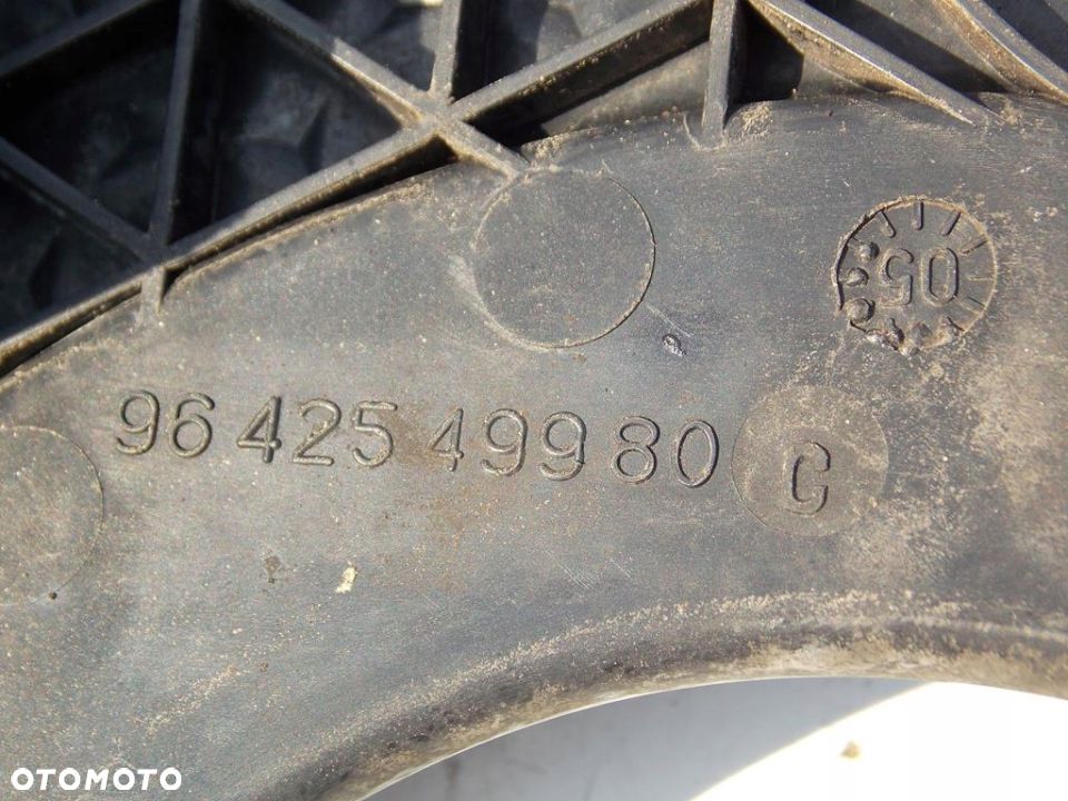 obudowa rozrządu peugeot 407 2.0 hdi 9642549980 - 2