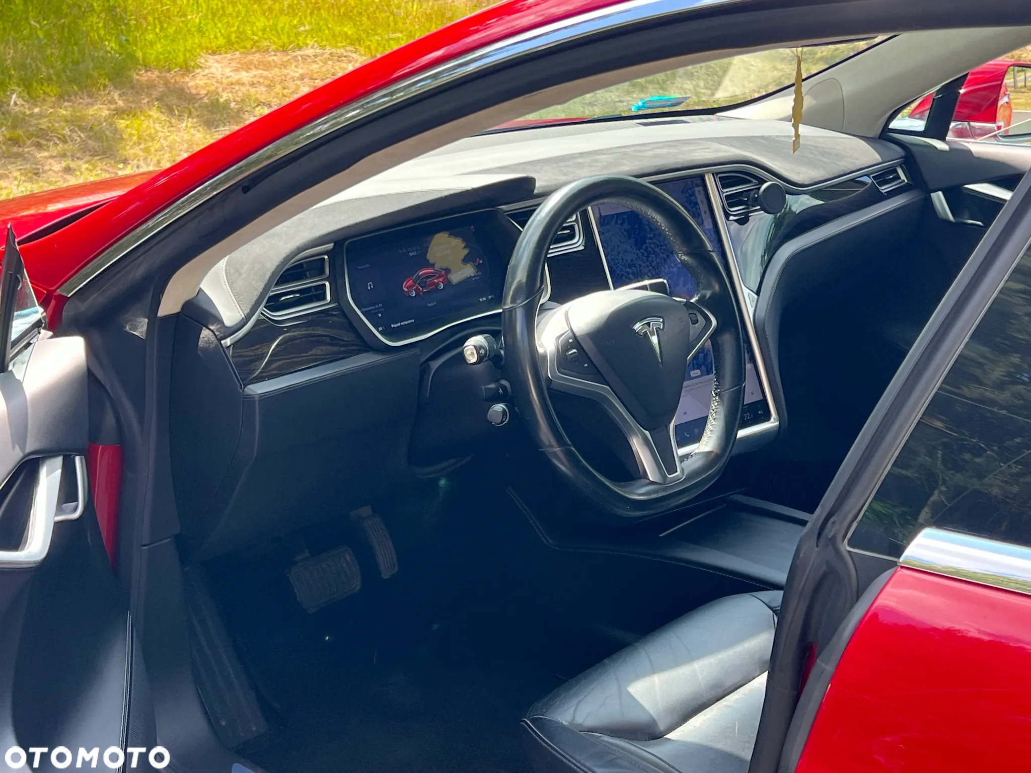 Tesla Model S - 16