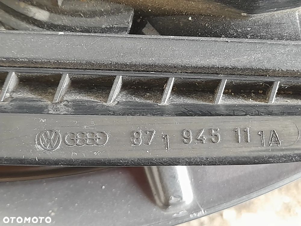 Lampa lewy tył Volkswagen Polo 86C MK2 Volkswagen OE 87A945111A - 6