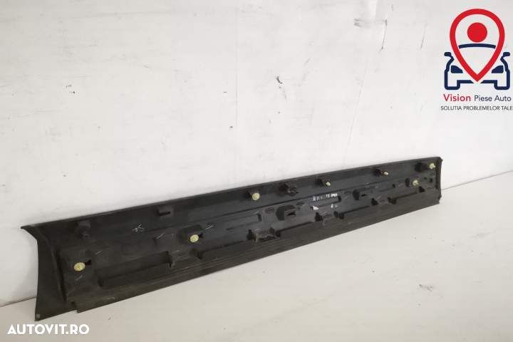 Bandou Ornament Usa Stanga Fata Original In Stare Buna Jaguar  F-Pace - 5