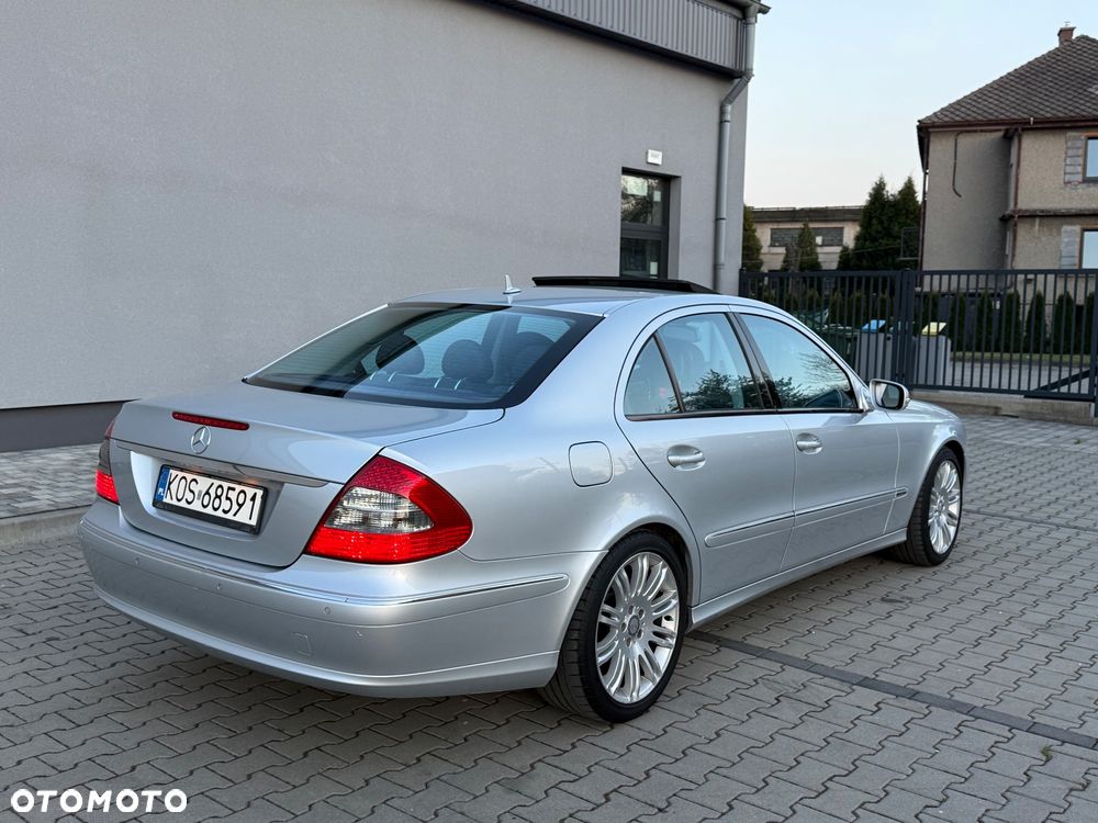 Mercedes-Benz Klasa E - 18