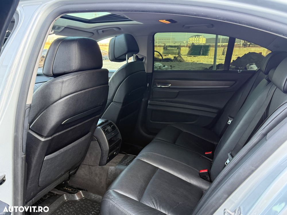 BMW Seria 7 740d xDrive Aut. - 7