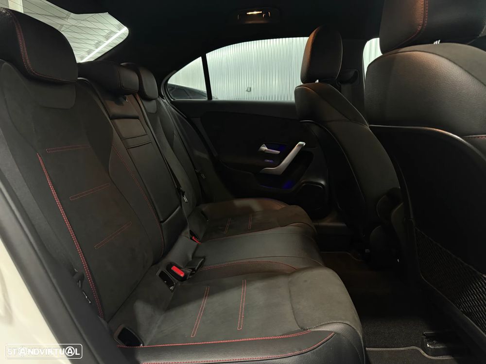 Mercedes-Benz A 200 Limousine 7G-DCT AMG Line - 36