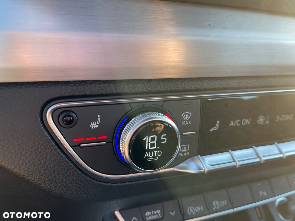 Audi Q5 40 TFSI mHEV Quattro S Line S tronic - 12