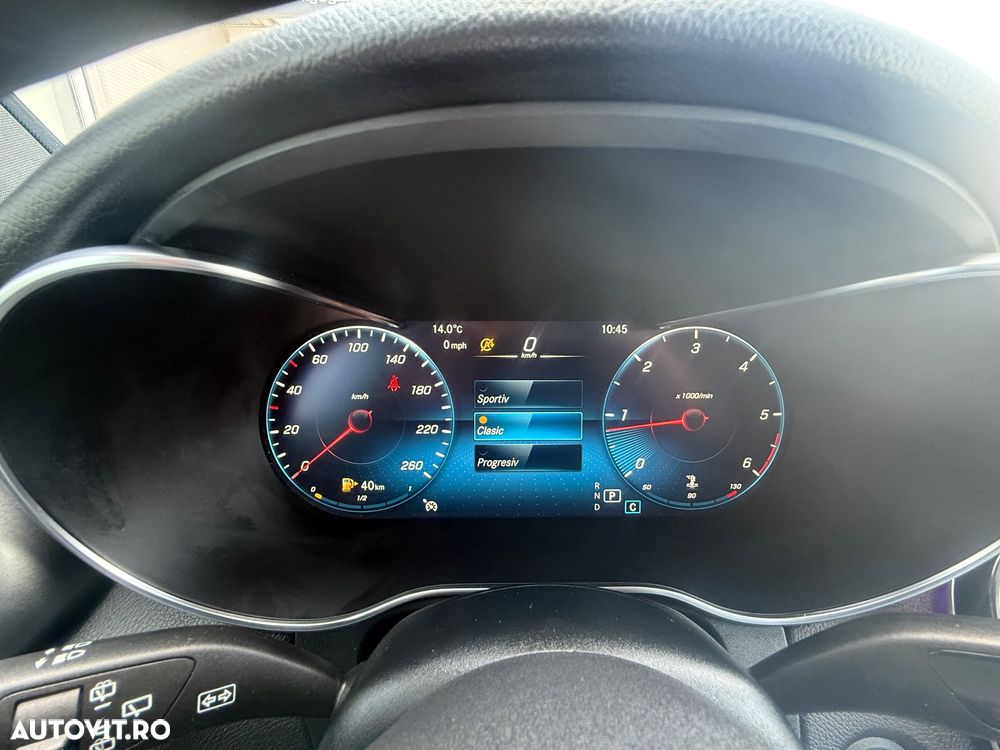 Mercedes-Benz GLC 300 d 4MATIC 9G-TRONIC AMG Line Plus - 27