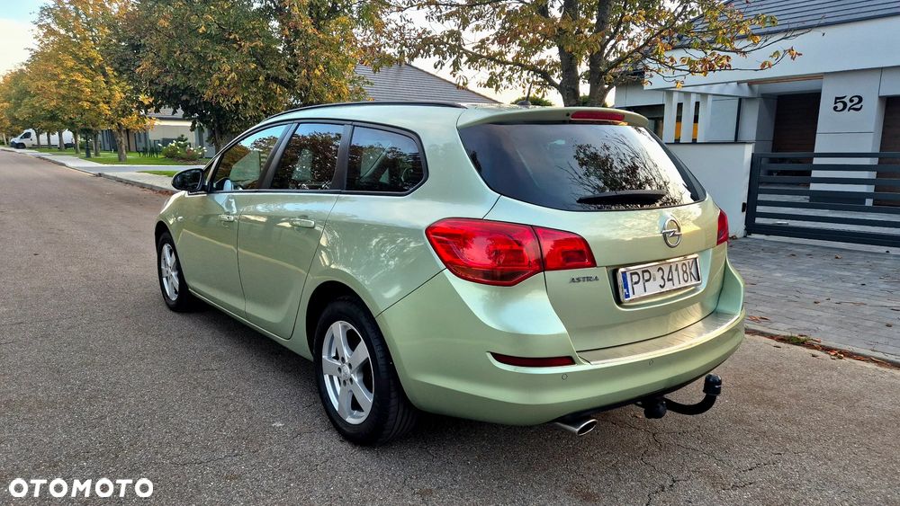 Opel Astra - 4