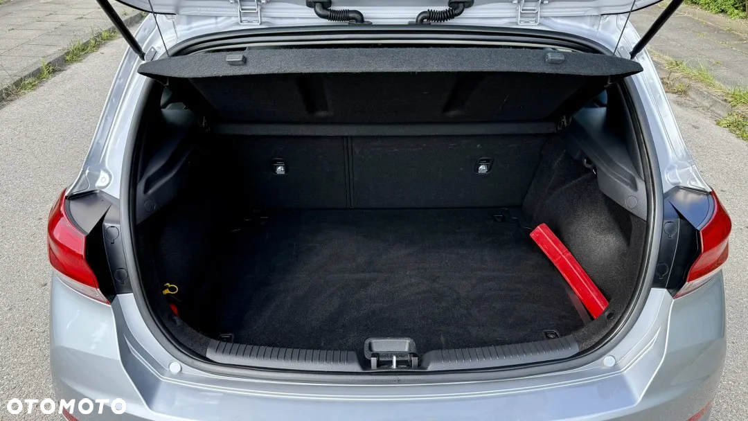Hyundai i30 1.5 DPI Comfort - 38