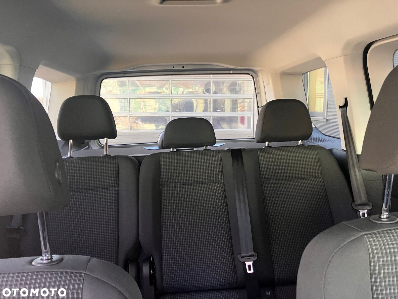 Volkswagen Caddy 2.0 TDI 102 KM 6-bm 5-miejsc - 27
