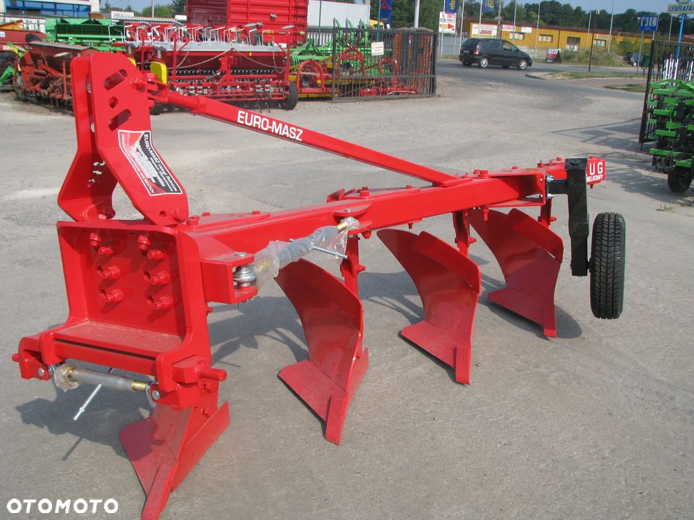 Akpil Pług obrotowy KM-180HP, KM-80R, Mix-Due, KM-80, Euro-Masz PO-4, POM4,  Bomet U-064/1, Pług jednobelkowy Akpil Mix-40, Wirax U018, Euro-Masz PJ4, PJR-4, PJM-4, Pług zagonowy - ramowy Akpil CZH350, CZH400, Euro-Masz Atlas PZ-3, PZ4 - 40