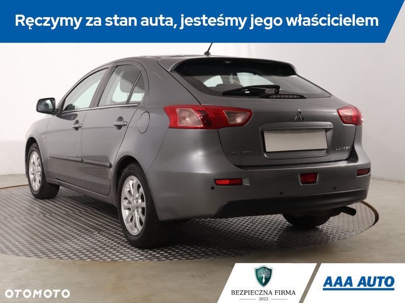 Mitsubishi Lancer - 6