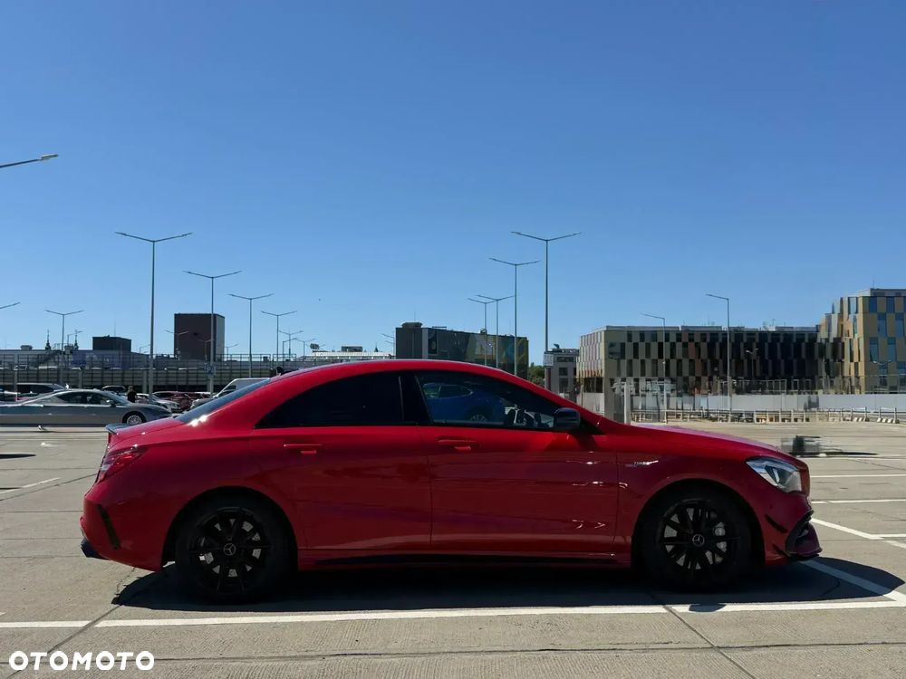 Mercedes-Benz CLA - 1