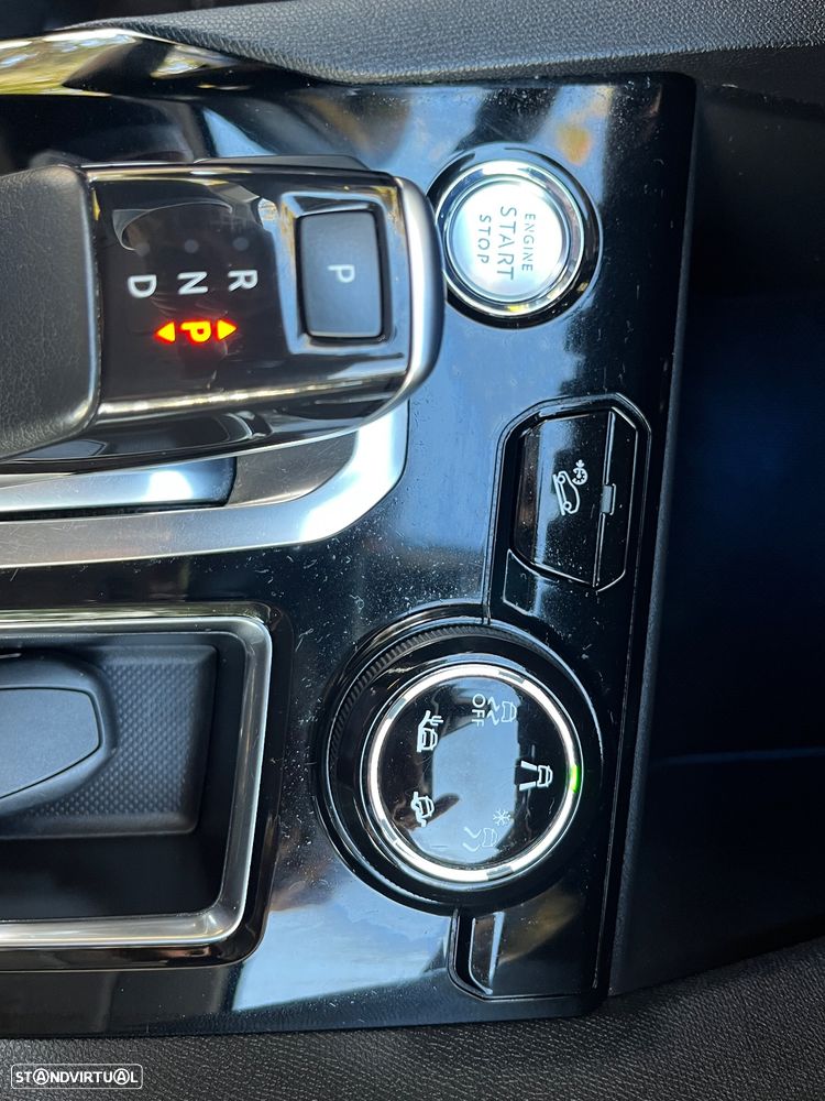 Peugeot 5008 1.5 BlueHDi Crossway EAT8 - 26