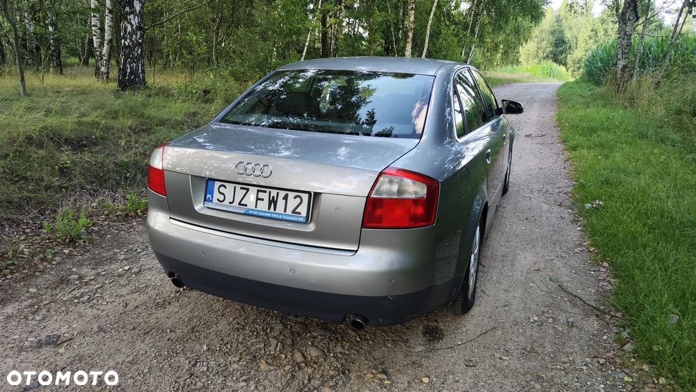 Audi A4 3.0 Quattro - 8