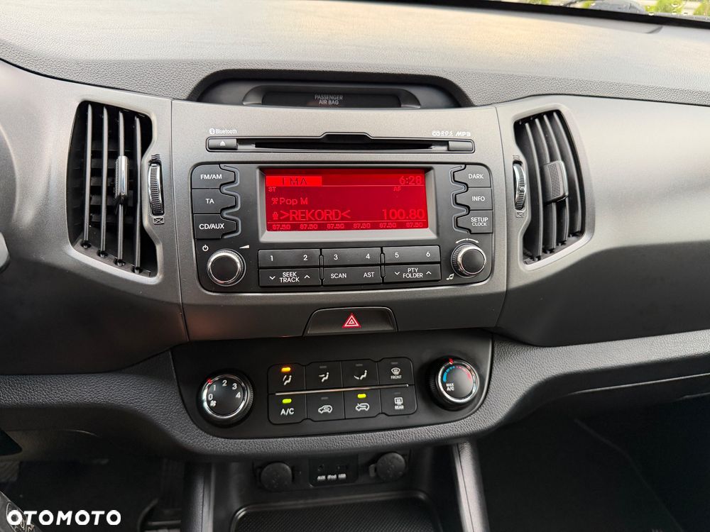 Kia Sportage 1.7 CRDI 2WD Attract - 9