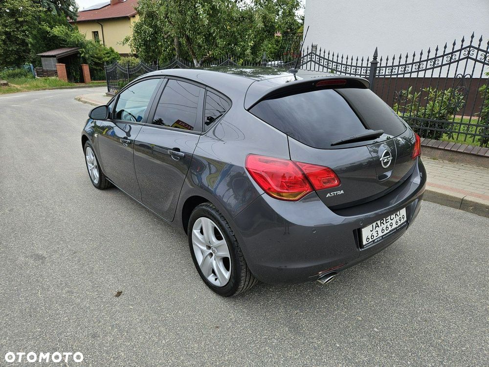 Opel Astra - 6