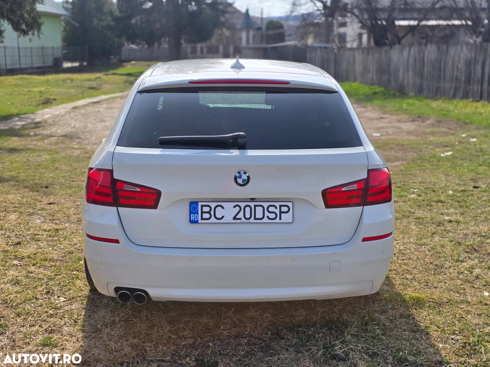 BMW Seria 5 520d Touring Aut. Luxury Line - 10
