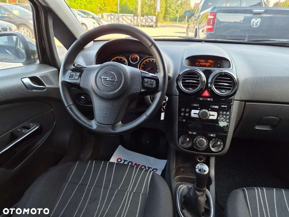 Opel Corsa - 18