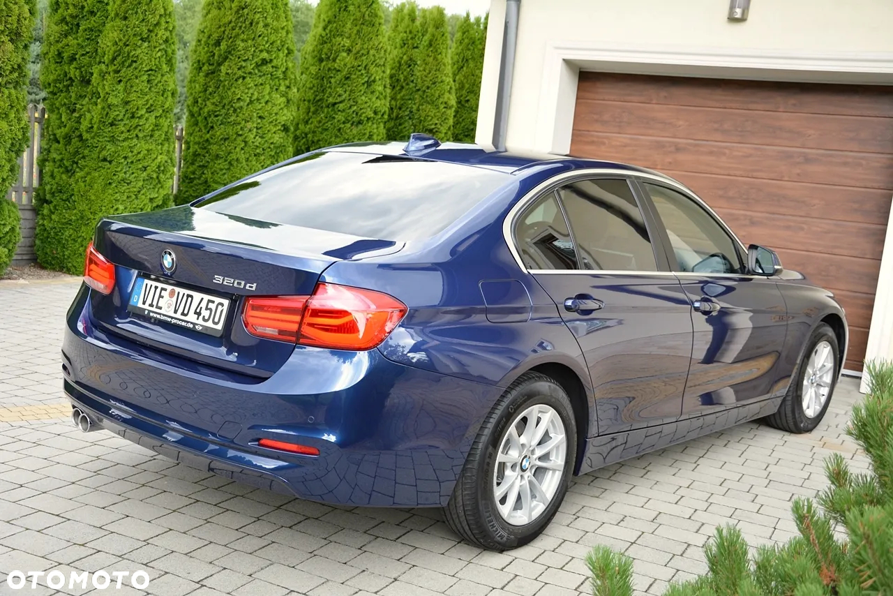 BMW Seria 3 320d - 13