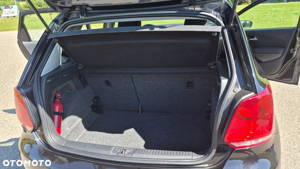Volkswagen Polo 1.4 16V Comfortline - 2