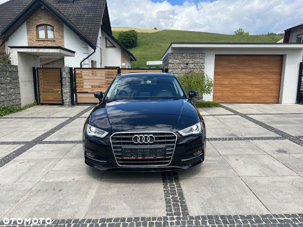 Audi A3 Sportback - 2