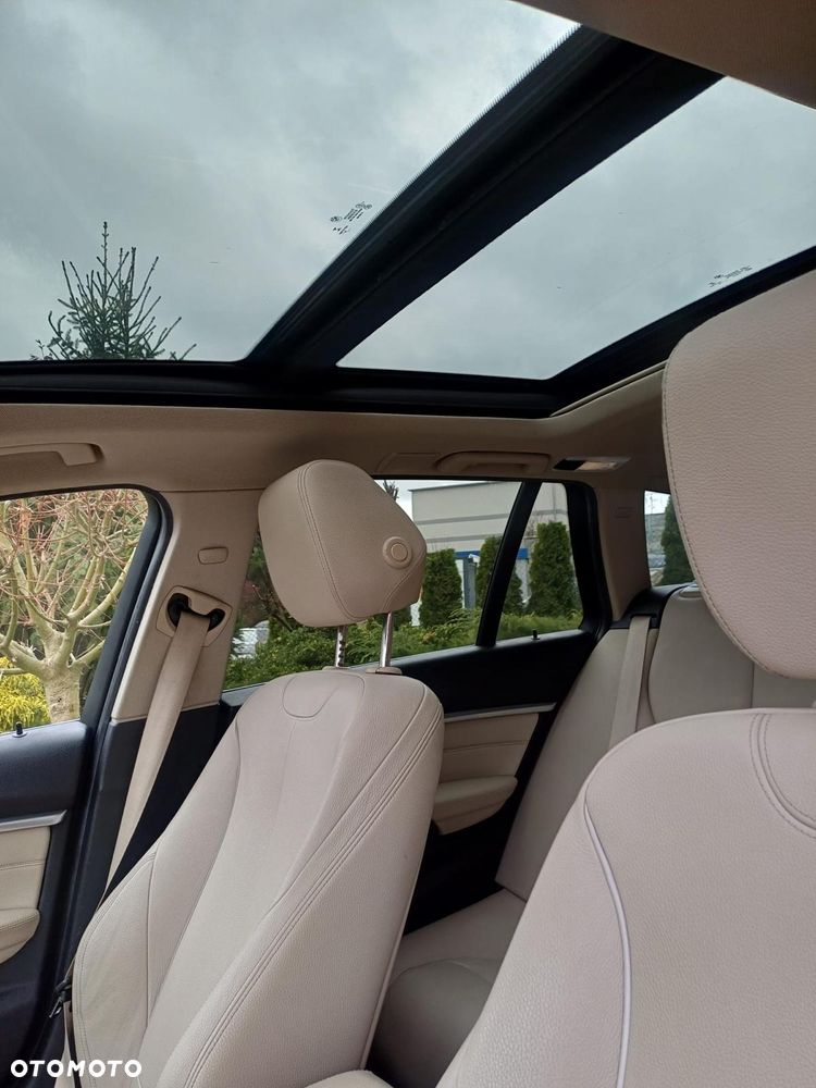 BMW Seria 3 320d Efficient Dynamics Luxury Line - 12
