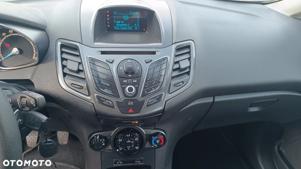 Ford Fiesta 1.0 EcoBoost Titanium X - 30