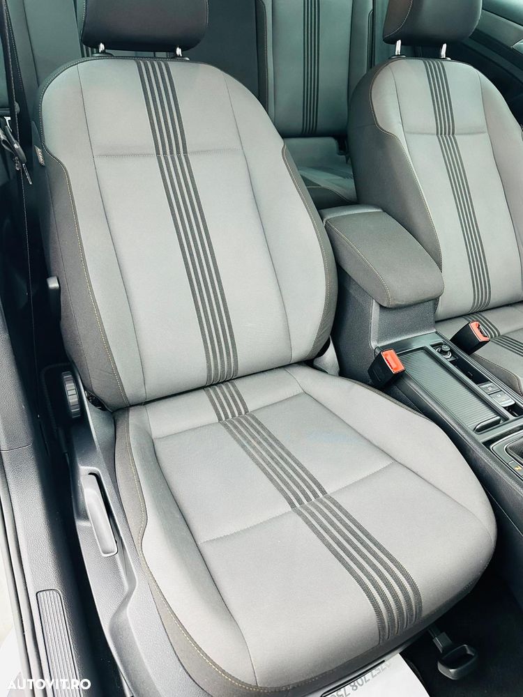 Volkswagen Golf 2.0 TDI BlueMotion Technology Allstar - 23