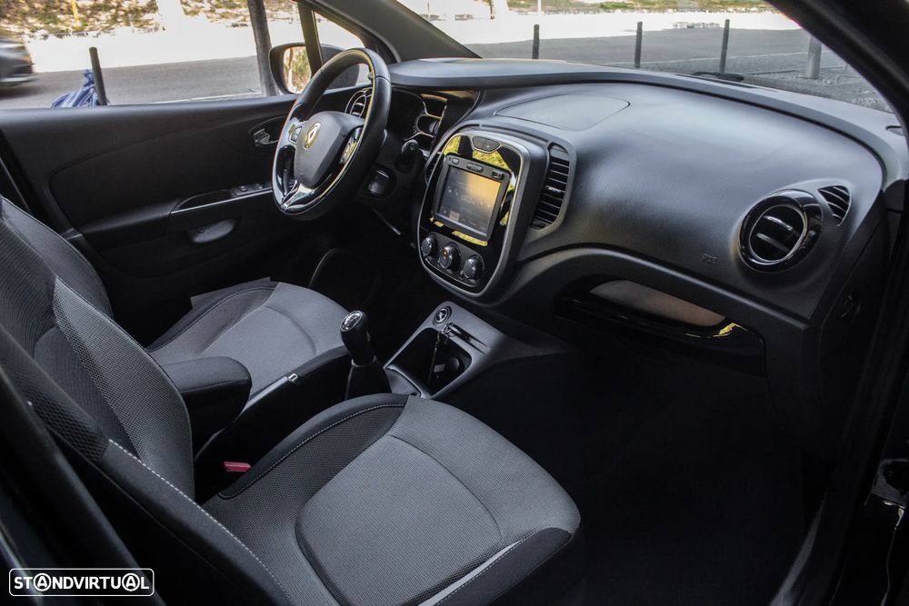 Renault Captur 0.9 TCE Exclusive - 21