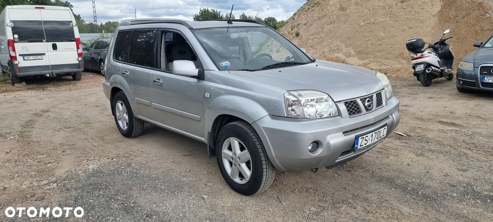 Nissan X-Trail 2.2 dCi Sport - 4
