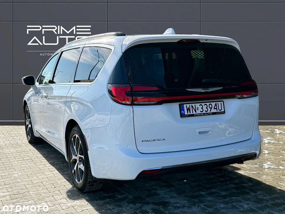 Chrysler Pacifica - 10