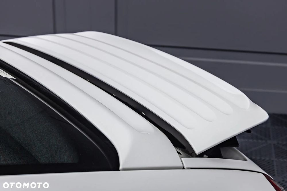 Porsche 911 Carrera Tiptronic S - 10
