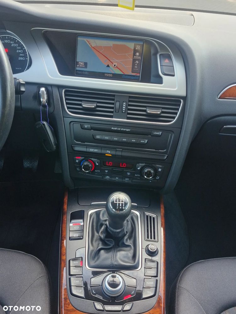 Audi A4 Limousine 2.0 TDI DPF S line Sportpaket - 25