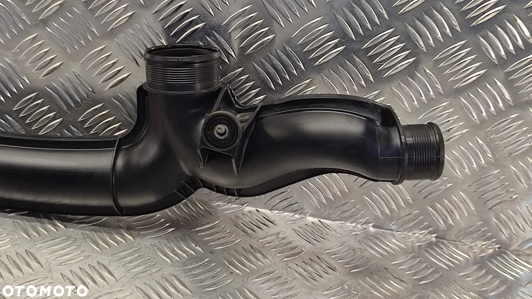 VW TOUAREG 7P CAYENNE 10-18R PRZEWOD RURA INTERCOOLERA 3.0 CHLODNICY POWIETRZA 7P0145792 7P0145708A USZKODZONA - 6