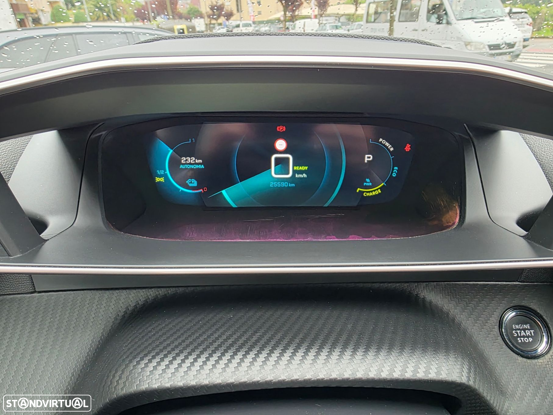Peugeot e-208 50 kWh GT - 10