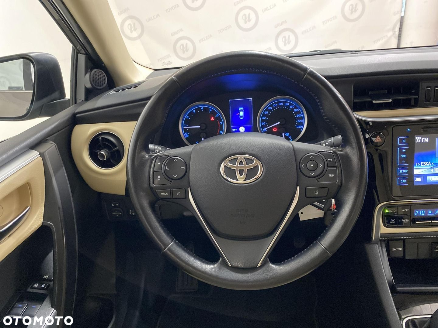 Toyota Corolla 1.6 Premium EU6 - 12