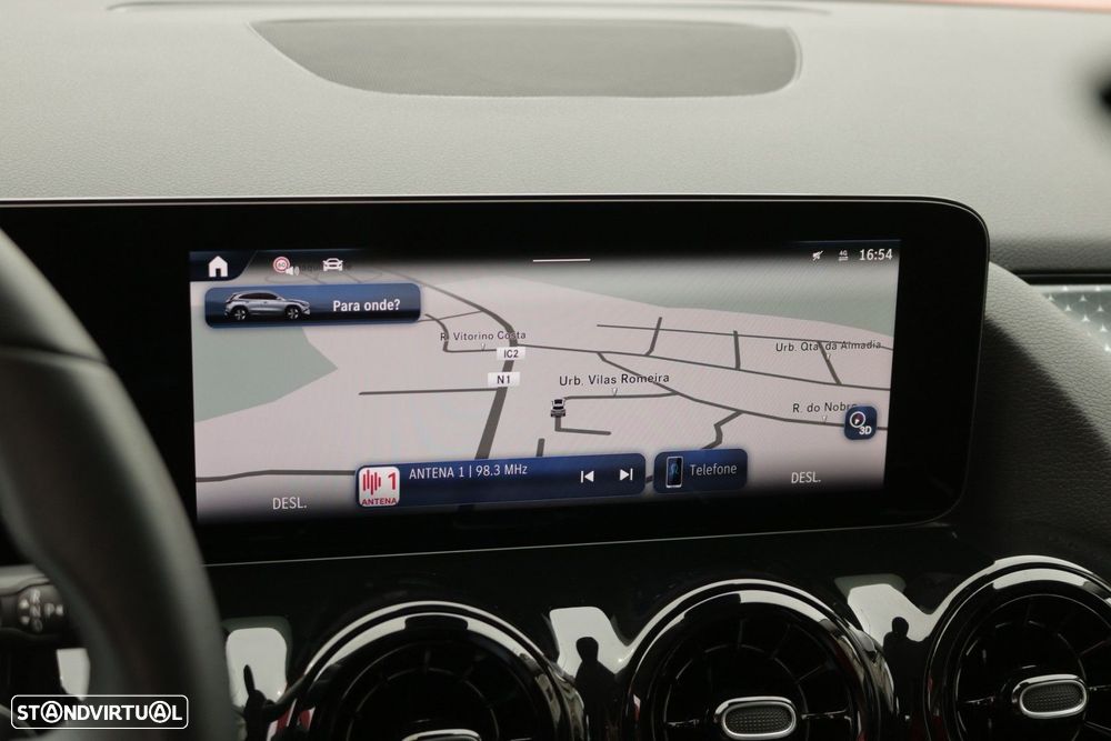 Mercedes-Benz GLA 180 d 8G-DCT - 46