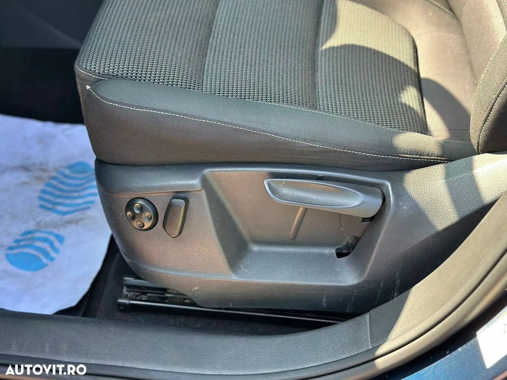 Volkswagen Sharan - 28