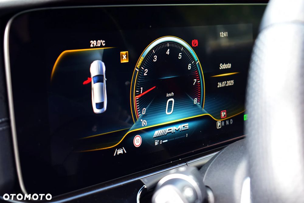 Mercedes-Benz AMG GT 43 4-Matic+ - 9