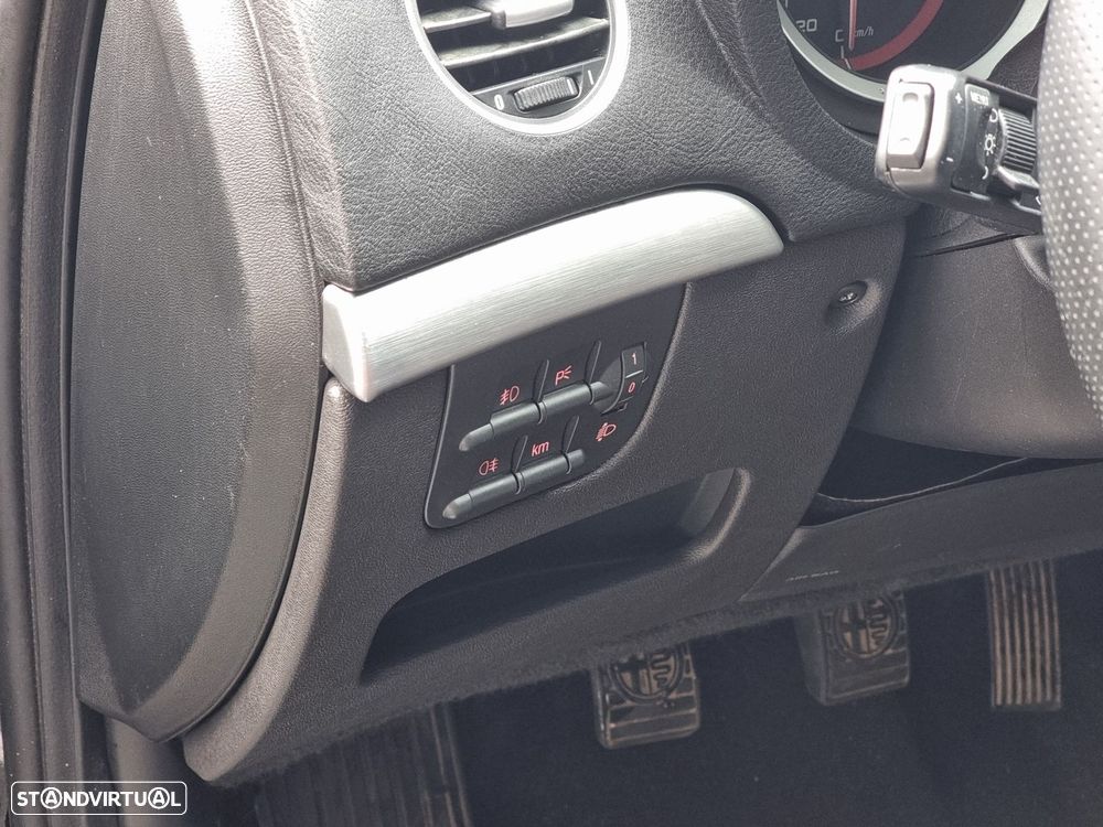 Alfa Romeo 159 Sportwagon 1.9 JTDm 16V Sportiva+ - 17