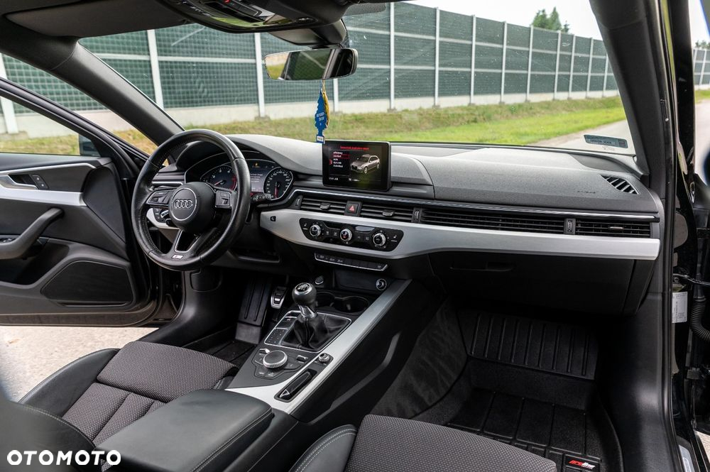Audi A4 Avant 2.0 TDI ultra sport - 21